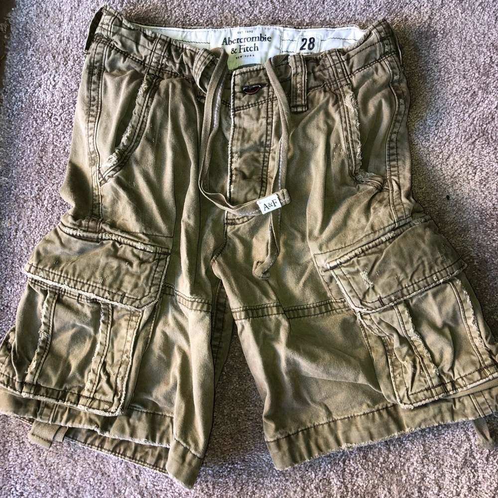 Abercrombie & Fitch mens cargo shorts